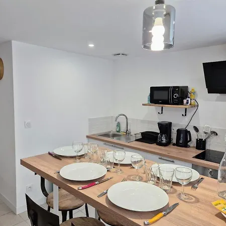 Maison De Bourg St Amand 5pers 15min Puy Du Fou 3* Saint-Amand-sur-Sevre