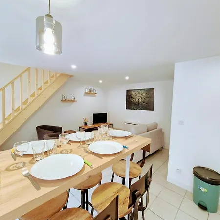 게스트하우스 Maison De Bourg St Amand 5pers 15min Puy Du Fou